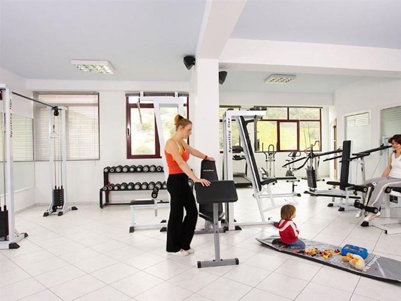 Bellos Hotel Apartments 헐소니소스 외부 사진