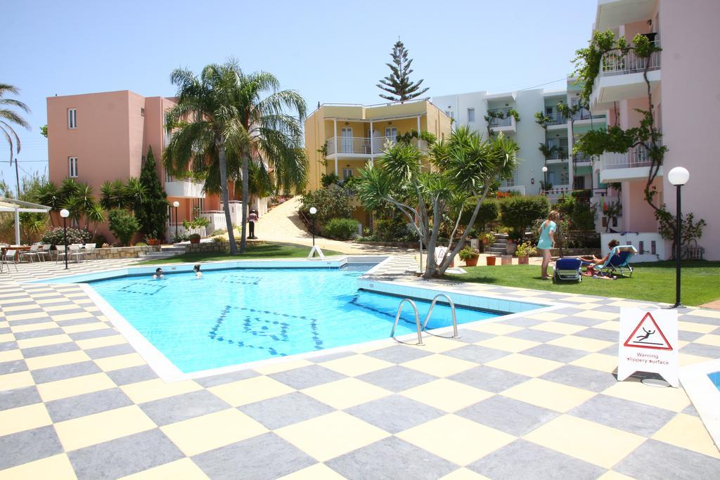 Bellos Hotel Apartments 헐소니소스 외부 사진